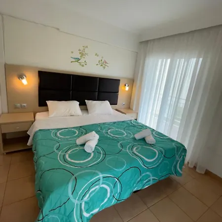 Maria Apartments Paralia Dionysiou Exterior photo